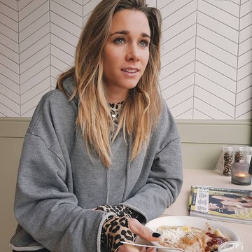 Thumbnail of Ellen Hoog - Athlete and Nude Candid Collection - Hidden Pictures